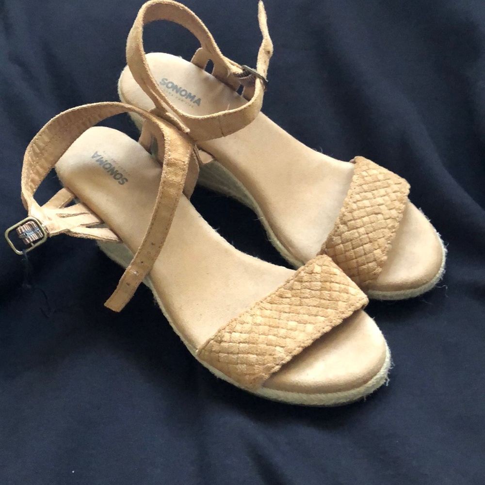 Wedges size 9 - 9 1/2